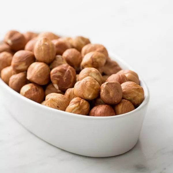 25 lb. Bulk Raw Hazelnuts (Round) Holmquist Hazelnuts